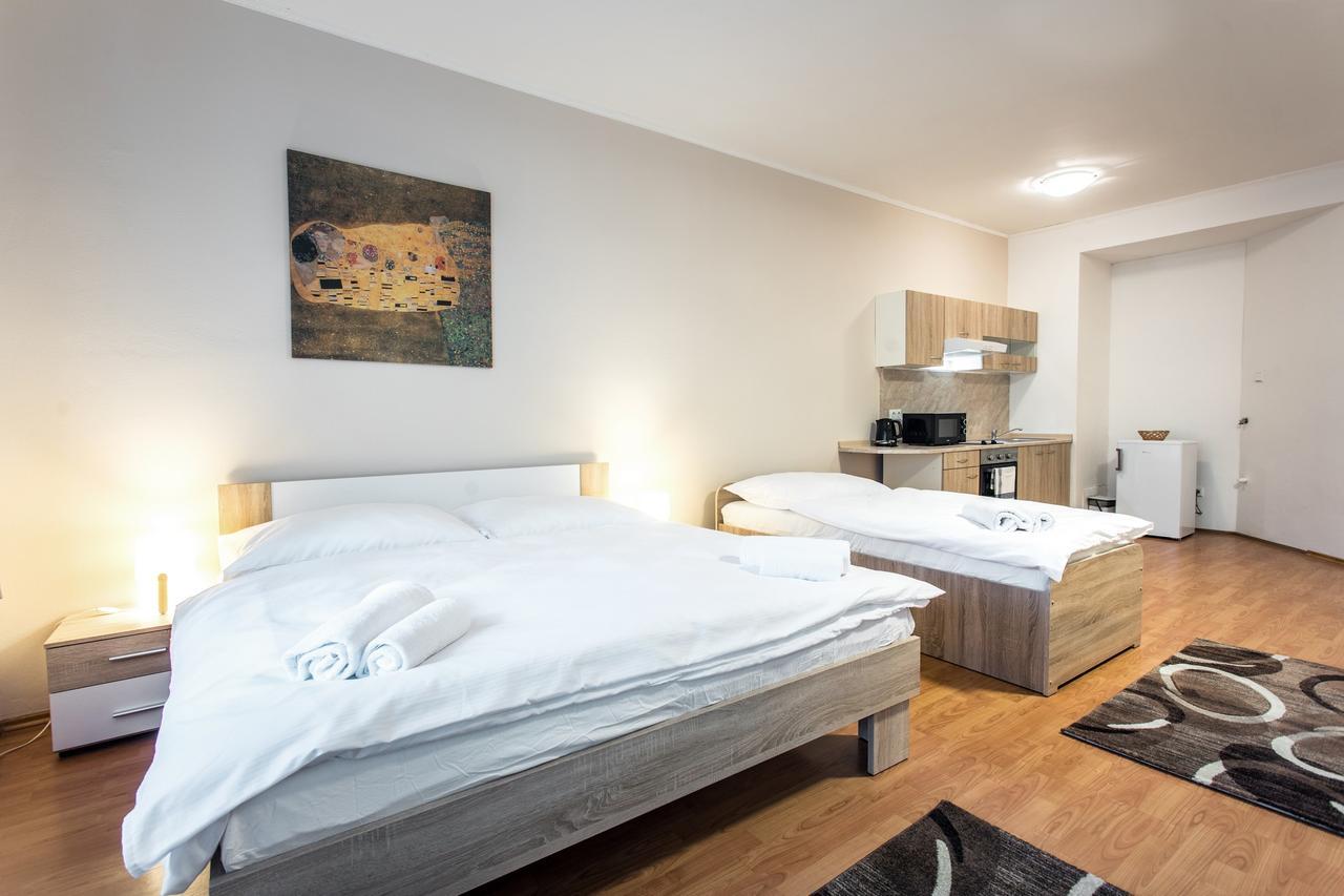 Terrace Hotel Prague Luaran gambar