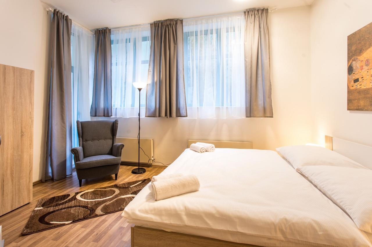Terrace Hotel Prague Luaran gambar