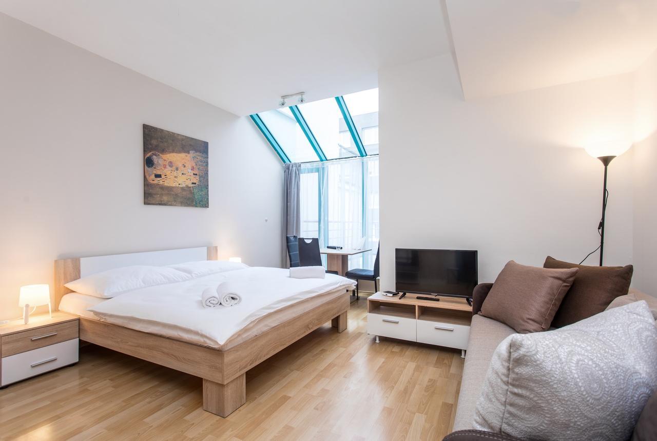 Terrace Hotel Prague Luaran gambar
